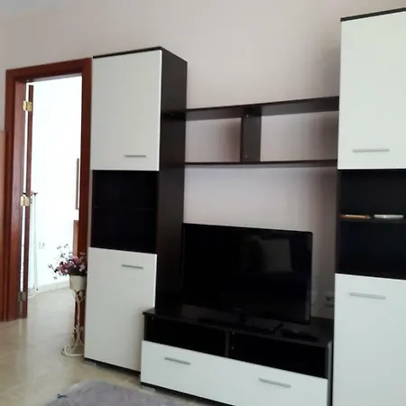 شقة Sun Village ساني بيتش