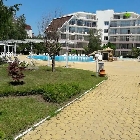 Sun Village ساني بيتش